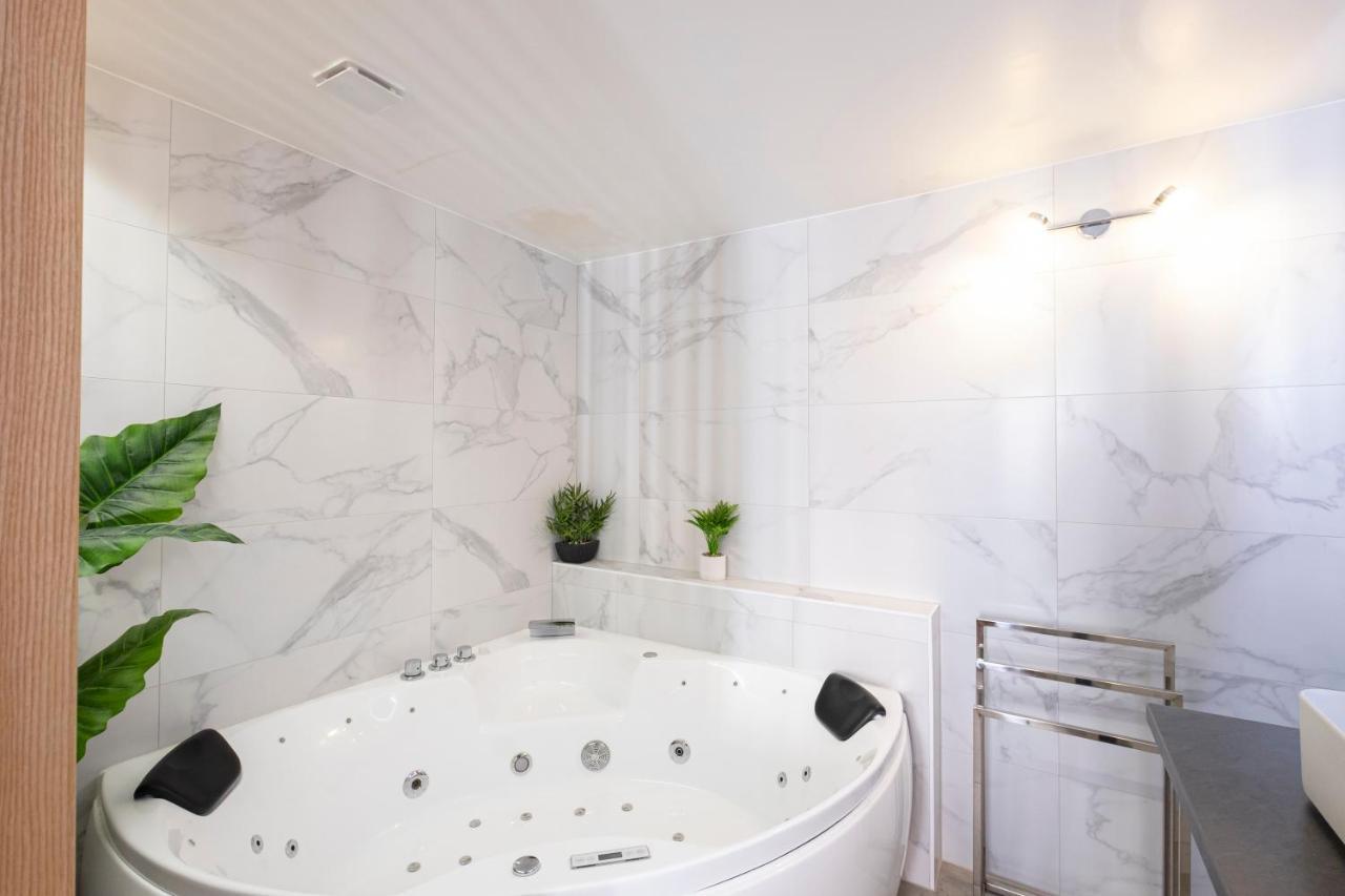 Appartement Petit Cocon Au Centre D'Annecy Extérieur photo